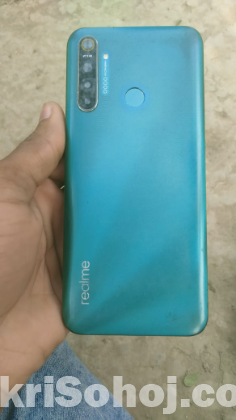 realme 5i